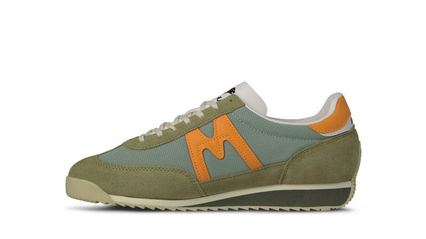 Karhu Mestari - Cedar / Bright Marigold