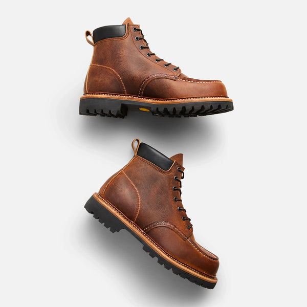 Red Wing #8213 Norway Moc
Men's 6-Inch Norway Moc in Copper Rough and Tough Scotch-Grain
