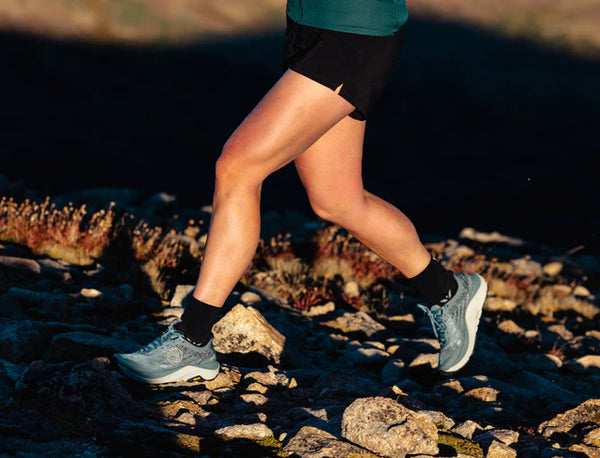 Topo Athletic Women's Ultraventure 4, stone/grey